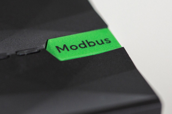 ph-shop-100124-modbus-extension-04.jpg Modbus Extension – Loxone Art.-Nr. 100124 (Ansicht 6)