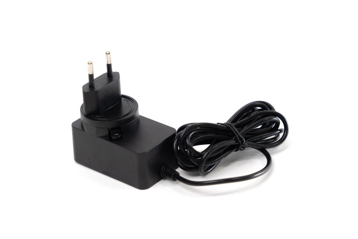ph-shop-200306-touch-surface-air-power-adapter.jpg Steckernetzteil für Touch Surface Air – Loxone Art.-Nr. 200306 (Ansicht 4)